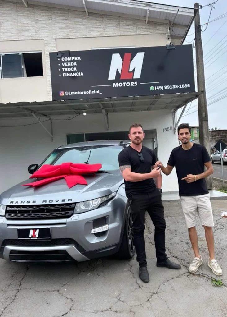 Entrega de Range Rover Evoque na LM Motors